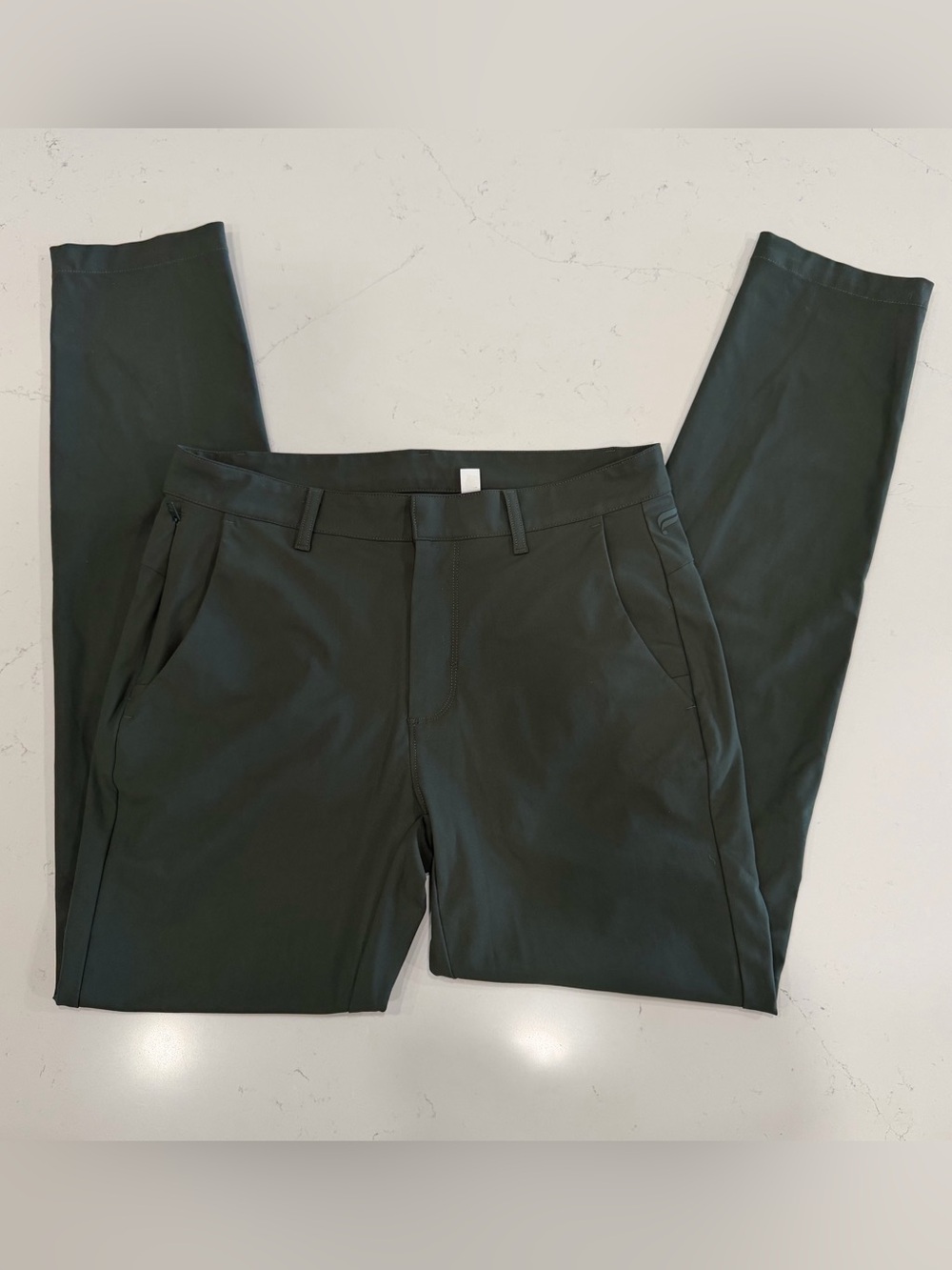 Fabletics Men’s The Only Pants Pine Shadow Green